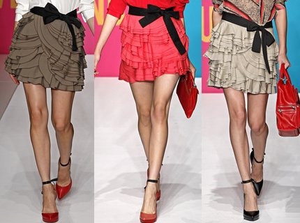 Короткие мини-юбки: новые тенденции сезона лето-2013