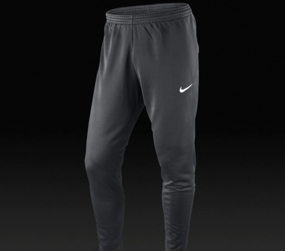 Мужские зауженные штаны Nike &amp;amp;ndash; икона спортивного стиля Великобритания