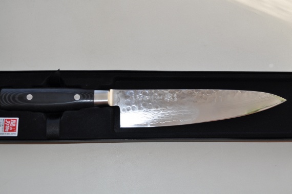 Японский кухонный нож- гюйто Yaxell ZEN 37 Layers VG-10 Damascus Hammered(Tsuchime) Knife нож