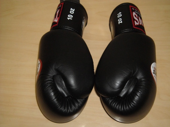 боксерские перчатки  для ребенка Twins BGVL-3 экипировка