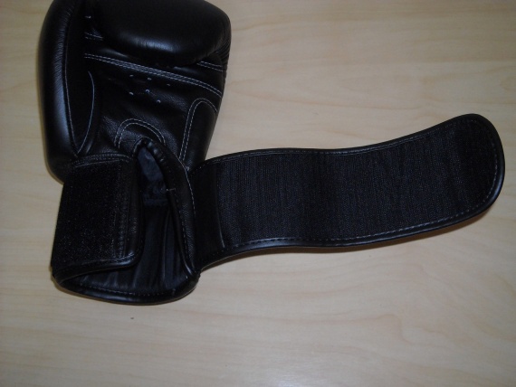 боксерские перчатки  для ребенка Twins BGVL-3 боксерские перчатки