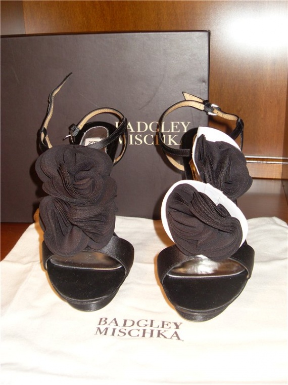 Роскошные босоножки Randee от Badgley Mischka женская обувь