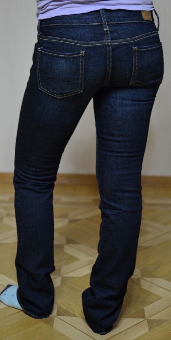 Отличные джинсы с AE джинсы