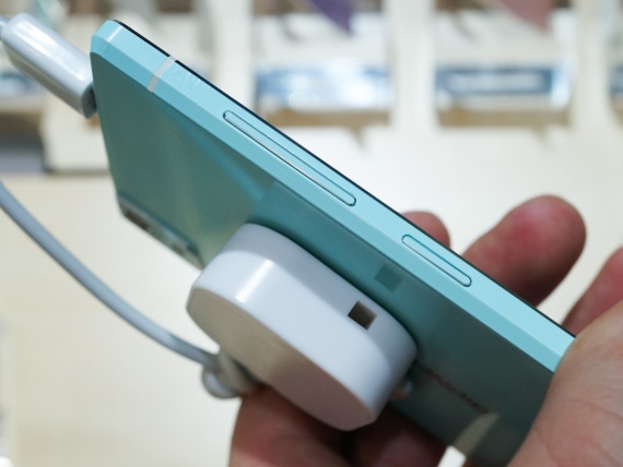 Самым тонким смартфоном теперь можно называть новичка Elife S5.5 от Gionee MWC 2014