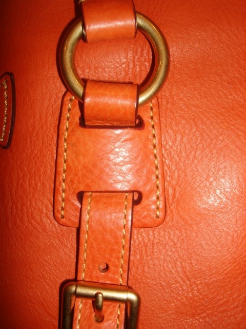 Dooney and bourke что за бренд. Смотреть фото Dooney and bourke что за бренд. Смотреть картинку Dooney and bourke что за бренд. Картинка про Dooney and bourke что за бренд. Фото Dooney and bourke что за бренд