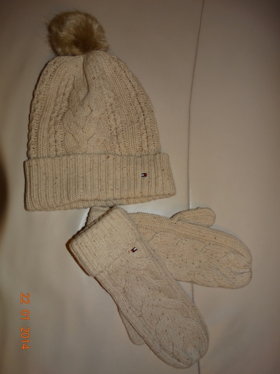 Tommy Hilfiger - зимние аксессуары вязанная шапка