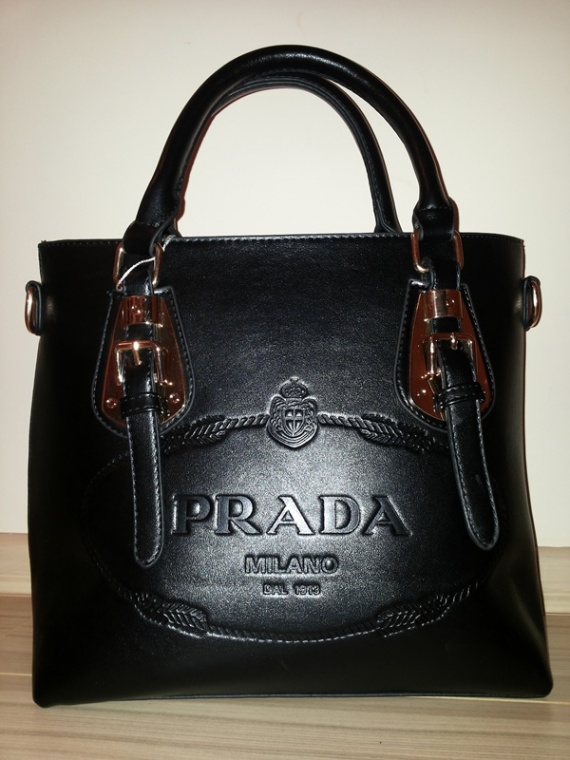 Сумка Prada -  достойный китайский экземпляр реплика сумки