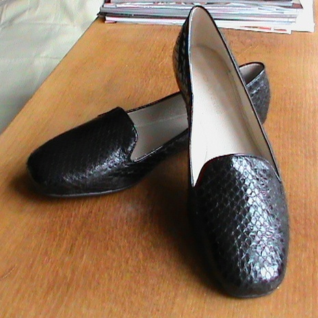 Черные кожаные туфли из натуральной кожи Черные кожаные туфли из натуральной кожи